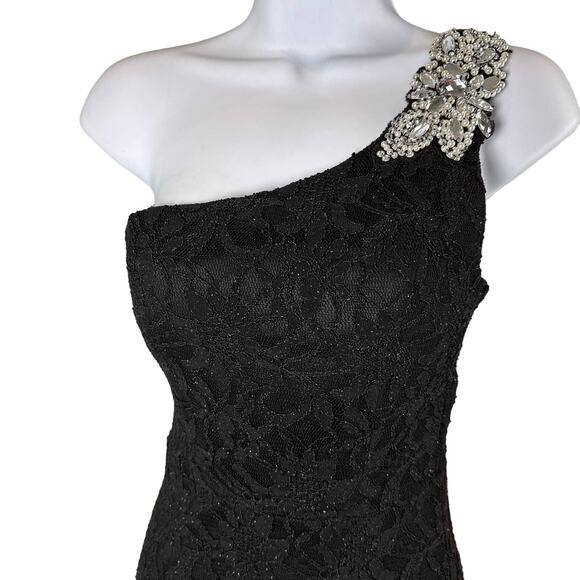 City Triangles Womens 3 Juniors Little Black Lace Jeweled One Shoulder Dress Zip - Picture 3 of 11